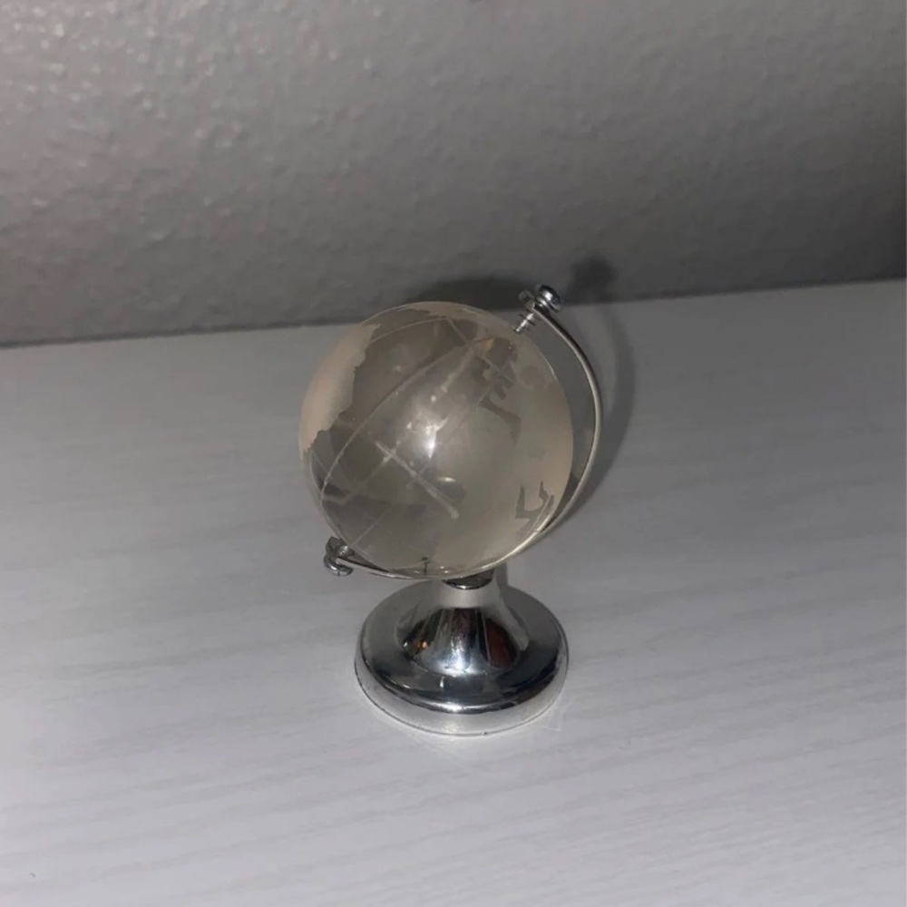 mini globe - Picture 2 of 2